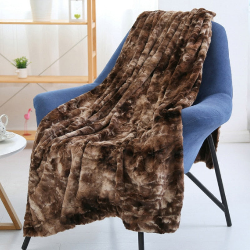 Super Soft Faux Fur Throw Blanket Light Weight Cozy Winter Warm Fluffy Plush Crystal Velvet Blanket for Sofa Bed 7 Colors