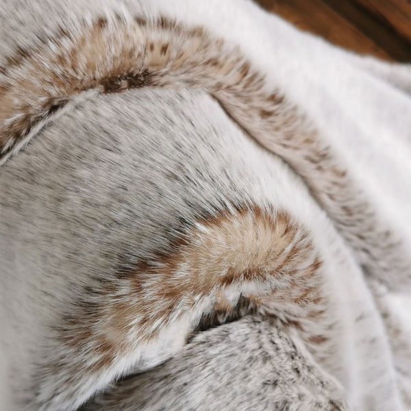 Double Layers Faux Fur Throw Blankets Winter Soft Warm Fluffy Home Decor Sofa Cover PV Plush Imitated Rabbit Fur Fleece Blankets